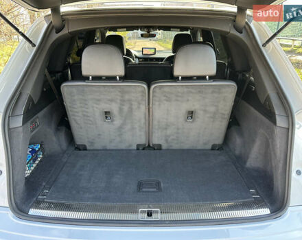 Білий Ауді Ку 7, об'ємом двигуна 2 л та пробігом 106 тис. км за 29500 $, фото 17 на Automoto.ua