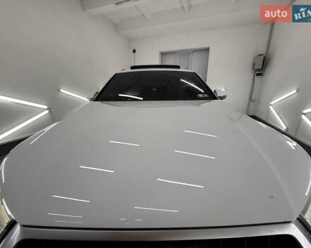 Білий Ауді Ку 7, об'ємом двигуна 2 л та пробігом 135 тис. км за 26999 $, фото 1 на Automoto.ua