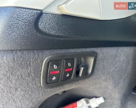 Білий Ауді Ку 7, об'ємом двигуна 1.98 л та пробігом 130 тис. км за 27900 $, фото 28 на Automoto.ua