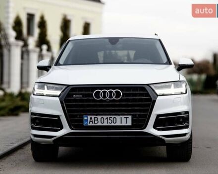 Белый Ауди Ку 7, объемом двигателя 3 л и пробегом 140 тыс. км за 38500 $, фото 4 на Automoto.ua