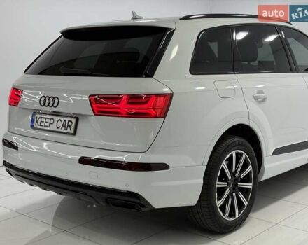 Белый Ауди Ку 7, объемом двигателя 3 л и пробегом 220 тыс. км за 27000 $, фото 16 на Automoto.ua