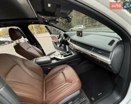 Ауді Ку 7 2018 у Трускавце на Automoto.ua Білий Ауді Ку 7, об'ємом двигуна 2 л та пробігом 136 тис. км за 29599 $, фото 23 на Automoto.ua