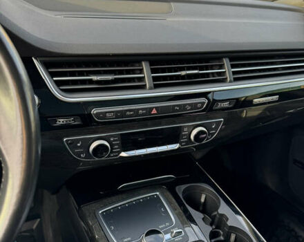 Белый Ауди Ку 7, объемом двигателя 3 л и пробегом 192 тыс. км за 28000 $, фото 27 на Automoto.ua