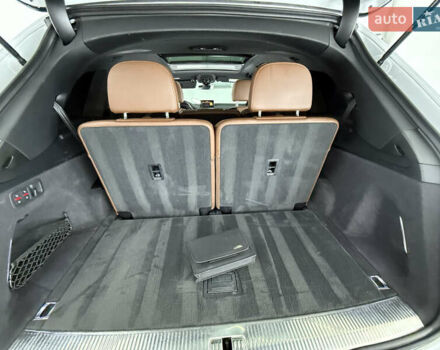 Білий Ауді Ку 7, об'ємом двигуна 2 л та пробігом 135 тис. км за 26999 $, фото 50 на Automoto.ua