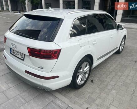 Белый Ауди Ку 7, объемом двигателя 2.97 л и пробегом 120 тыс. км за 46000 $, фото 6 на Automoto.ua