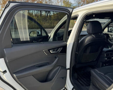 Белый Ауди Ку 7, объемом двигателя 3 л и пробегом 192 тыс. км за 28000 $, фото 24 на Automoto.ua