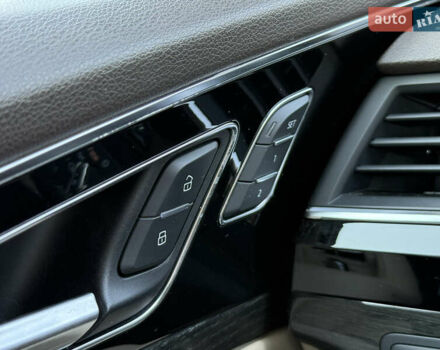 Білий Ауді Ку 7, об'ємом двигуна 3 л та пробігом 140 тис. км за 30999 $, фото 45 на Automoto.ua