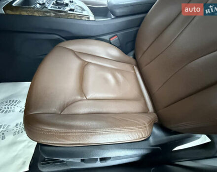 Білий Ауді Ку 7, об'ємом двигуна 2 л та пробігом 135 тис. км за 26999 $, фото 23 на Automoto.ua