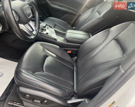 Белый Ауди Ку 7, объемом двигателя 3 л и пробегом 112 тыс. км за 35000 $, фото 13 на Automoto.ua