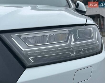 Белый Ауди Ку 7, объемом двигателя 3 л и пробегом 105 тыс. км за 31990 $, фото 6 на Automoto.ua