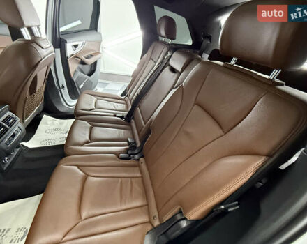 Білий Ауді Ку 7, об'ємом двигуна 2 л та пробігом 135 тис. км за 26999 $, фото 44 на Automoto.ua