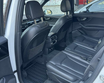 Белый Ауди Ку 7, объемом двигателя 3 л и пробегом 123 тыс. км за 37000 $, фото 6 на Automoto.ua