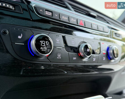 Белый Ауди Ку 7, объемом двигателя 3 л и пробегом 108 тыс. км за 29900 $, фото 119 на Automoto.ua