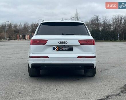 Белый Ауди Ку 7, объемом двигателя 3 л и пробегом 105 тыс. км за 31990 $, фото 2 на Automoto.ua