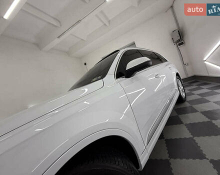 Білий Ауді Ку 7, об'ємом двигуна 2 л та пробігом 135 тис. км за 26999 $, фото 89 на Automoto.ua