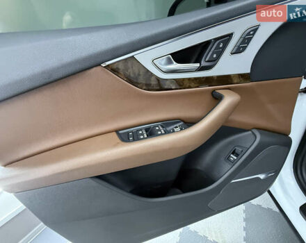 Белый Ауди Ку 7, объемом двигателя 2 л и пробегом 136 тыс. км за 25999 $, фото 38 на Automoto.ua