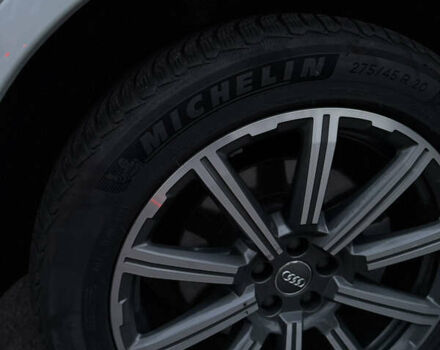 Білий Ауді Ку 7, об'ємом двигуна 1.98 л та пробігом 95 тис. км за 36000 $, фото 12 на Automoto.ua