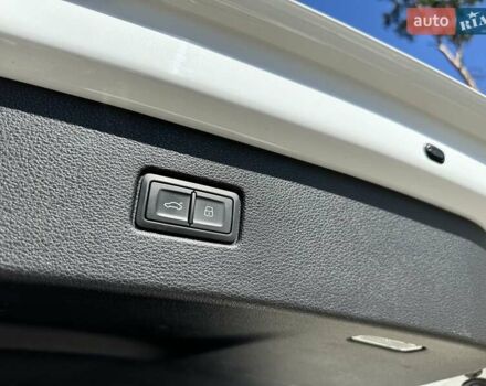 Белый Ауди Ку 7, объемом двигателя 3 л и пробегом 91 тыс. км за 36499 $, фото 42 на Automoto.ua