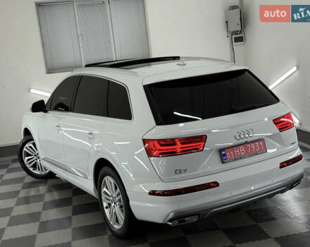 Білий Ауді Ку 7, об'ємом двигуна 2 л та пробігом 135 тис. км за 26999 $, фото 103 на Automoto.ua