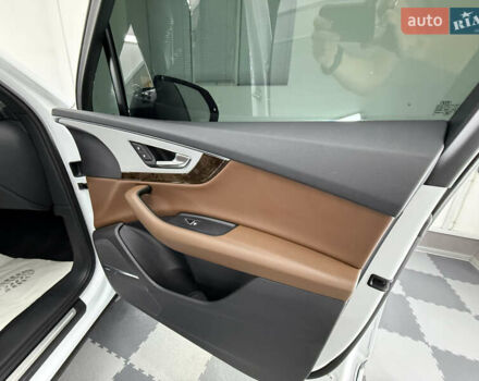 Белый Ауди Ку 7, объемом двигателя 2 л и пробегом 136 тыс. км за 25999 $, фото 73 на Automoto.ua