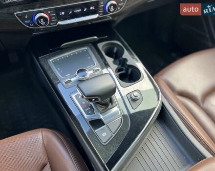 Белый Ауди Ку 7, объемом двигателя 3 л и пробегом 123 тыс. км за 32500 $, фото 43 на Automoto.ua