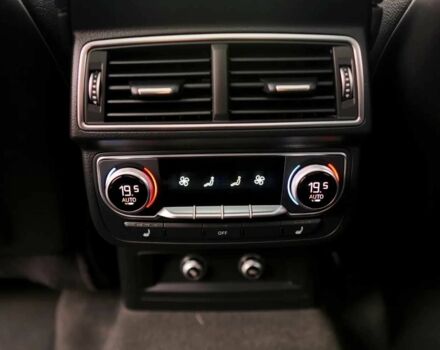 Белый Ауди Ку 7, объемом двигателя 3 л и пробегом 77 тыс. км за 23600 $, фото 16 на Automoto.ua