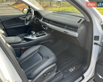 Білий Ауді Ку 7, об'ємом двигуна 3 л та пробігом 58 тис. км за 37500 $, фото 32 на Automoto.ua