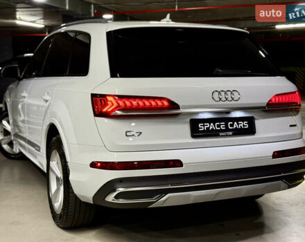 Білий Ауді Ку 7, об'ємом двигуна 3 л та пробігом 15 тис. км за 49000 $, фото 10 на Automoto.ua
