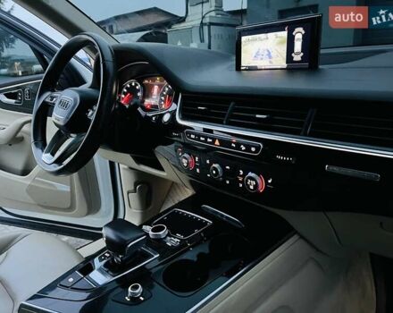 Білий Ауді Ку 7, об'ємом двигуна 3 л та пробігом 210 тис. км за 19999 $, фото 20 на Automoto.ua