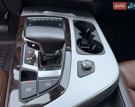 Белый Ауди Ку 7, объемом двигателя 1.98 л и пробегом 166 тыс. км за 30000 $, фото 17 на Automoto.ua