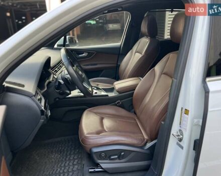Белый Ауди Ку 7, объемом двигателя 3 л и пробегом 123 тыс. км за 32500 $, фото 29 на Automoto.ua
