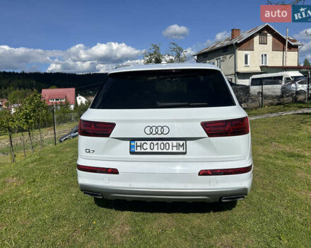 Белый Ауди Ку 7, объемом двигателя 1.98 л и пробегом 130 тыс. км за 27000 $, фото 3 на Automoto.ua