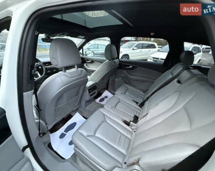 Белый Ауди Ку 7, объемом двигателя 3 л и пробегом 160 тыс. км за 21000 $, фото 17 на Automoto.ua