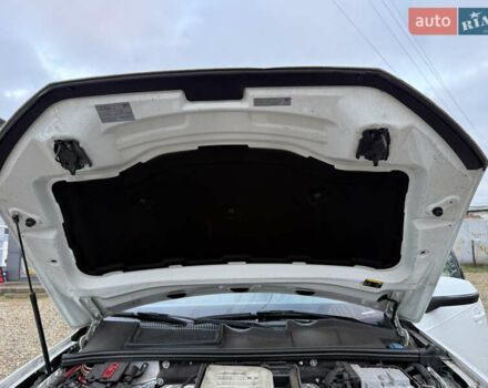 Белый Ауди Ку 7, объемом двигателя 3 л и пробегом 160 тыс. км за 21000 $, фото 39 на Automoto.ua