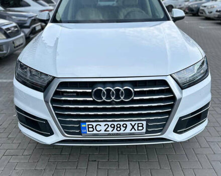 Белый Ауди Ку 7, объемом двигателя 2 л и пробегом 62 тыс. км за 28900 $, фото 5 на Automoto.ua