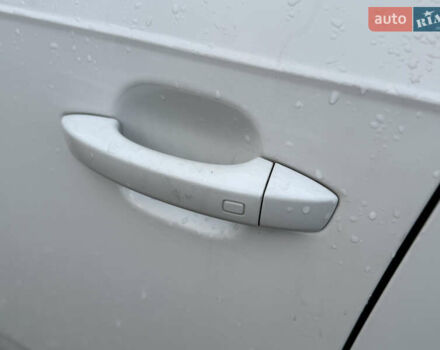 Белый Ауди Ку 7, объемом двигателя 3 л и пробегом 160 тыс. км за 21000 $, фото 11 на Automoto.ua