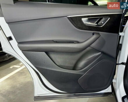 Білий Ауді Ку 7, об'ємом двигуна 3 л та пробігом 15 тис. км за 49000 $, фото 23 на Automoto.ua