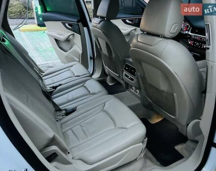 Білий Ауді Ку 7, об'ємом двигуна 3 л та пробігом 210 тис. км за 19999 $, фото 21 на Automoto.ua