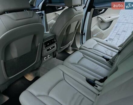 Білий Ауді Ку 7, об'ємом двигуна 3 л та пробігом 210 тис. км за 19999 $, фото 25 на Automoto.ua