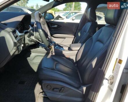 Белый Ауди Ку 7, объемом двигателя 3 л и пробегом 44 тыс. км за 9000 $, фото 6 на Automoto.ua