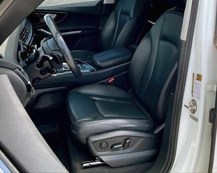 Білий Ауді Ку 7, об'ємом двигуна 3 л та пробігом 31 тис. км за 18500 $, фото 7 на Automoto.ua