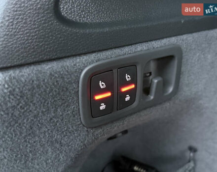 Белый Ауди Ку 7, объемом двигателя 3 л и пробегом 160 тыс. км за 21000 $, фото 33 на Automoto.ua