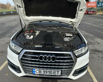 Білий Ауді Ку 7, об'ємом двигуна 3 л та пробігом 58 тис. км за 37500 $, фото 38 на Automoto.ua