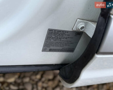 Белый Ауди Ку 7, объемом двигателя 3 л и пробегом 160 тыс. км за 21000 $, фото 29 на Automoto.ua