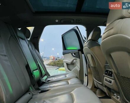 Білий Ауді Ку 7, об'ємом двигуна 3 л та пробігом 210 тис. км за 19999 $, фото 30 на Automoto.ua