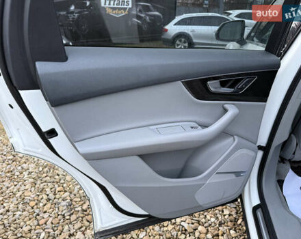 Белый Ауди Ку 7, объемом двигателя 3 л и пробегом 160 тыс. км за 21000 $, фото 19 на Automoto.ua