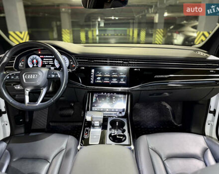 Білий Ауді Ку 7, об'ємом двигуна 3 л та пробігом 15 тис. км за 49000 $, фото 28 на Automoto.ua
