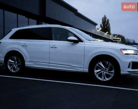 Белый Ауди Ку 7, объемом двигателя 3 л и пробегом 190 тыс. км за 43500 $, фото 5 на Automoto.ua