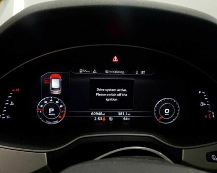 Белый Ауди Ку 7, объемом двигателя 2 л и пробегом 60 тыс. км за 10500 $, фото 8 на Automoto.ua