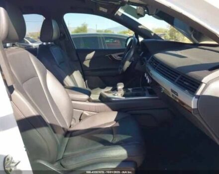 Белый Ауди Ку 7, объемом двигателя 3 л и пробегом 42 тыс. км за 7800 $, фото 4 на Automoto.ua